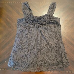 Cable & Gauge Gray Lace Tank Top